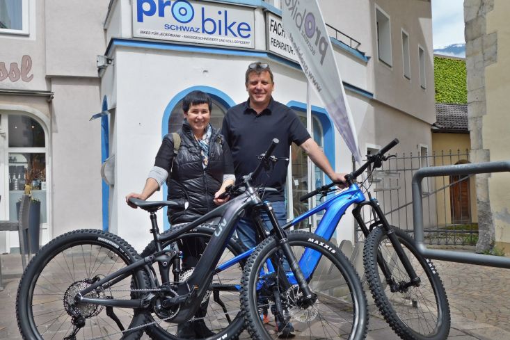 LIV INTRIGUE X E+2 PRO und GIANT TRANCE XE+2 PRO