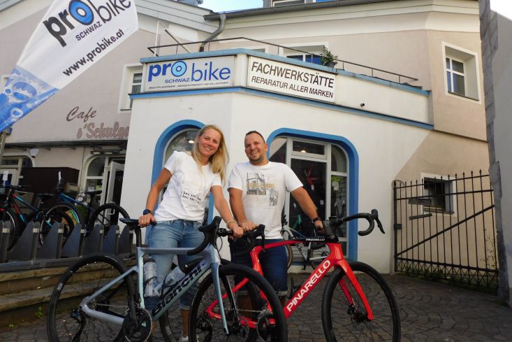 BIANCHI ARIA DI2 und PINARELLO X3 AXS