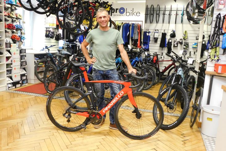 PINARELLO F mit CAMPAGNOLO SUPER RECORD EPS und SHAMAL