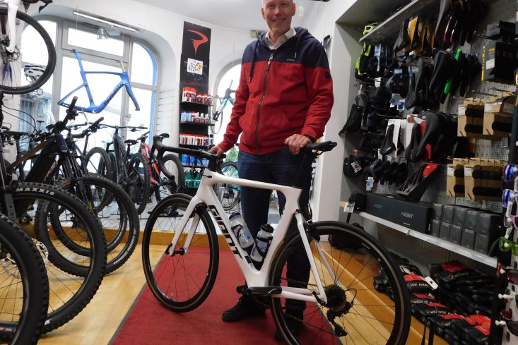 GIANT PROPEL