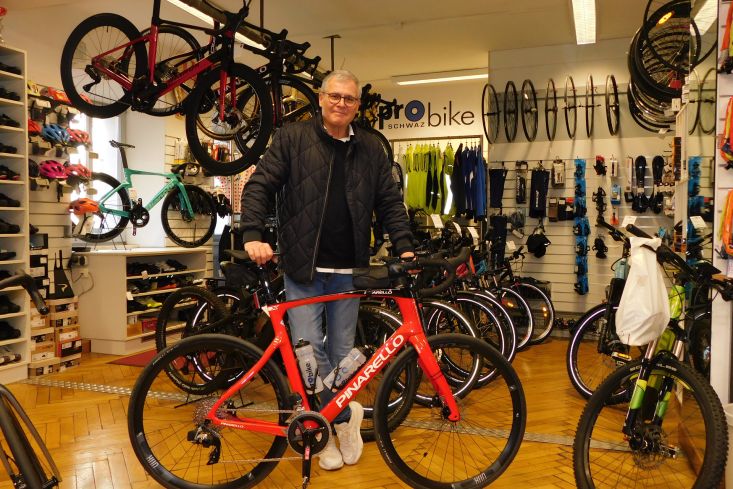 PINARELLO X3 mit SRAM RIVAL AXS 