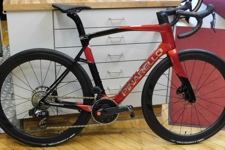 PINARELLO X5 - SRAM FORCE AXS